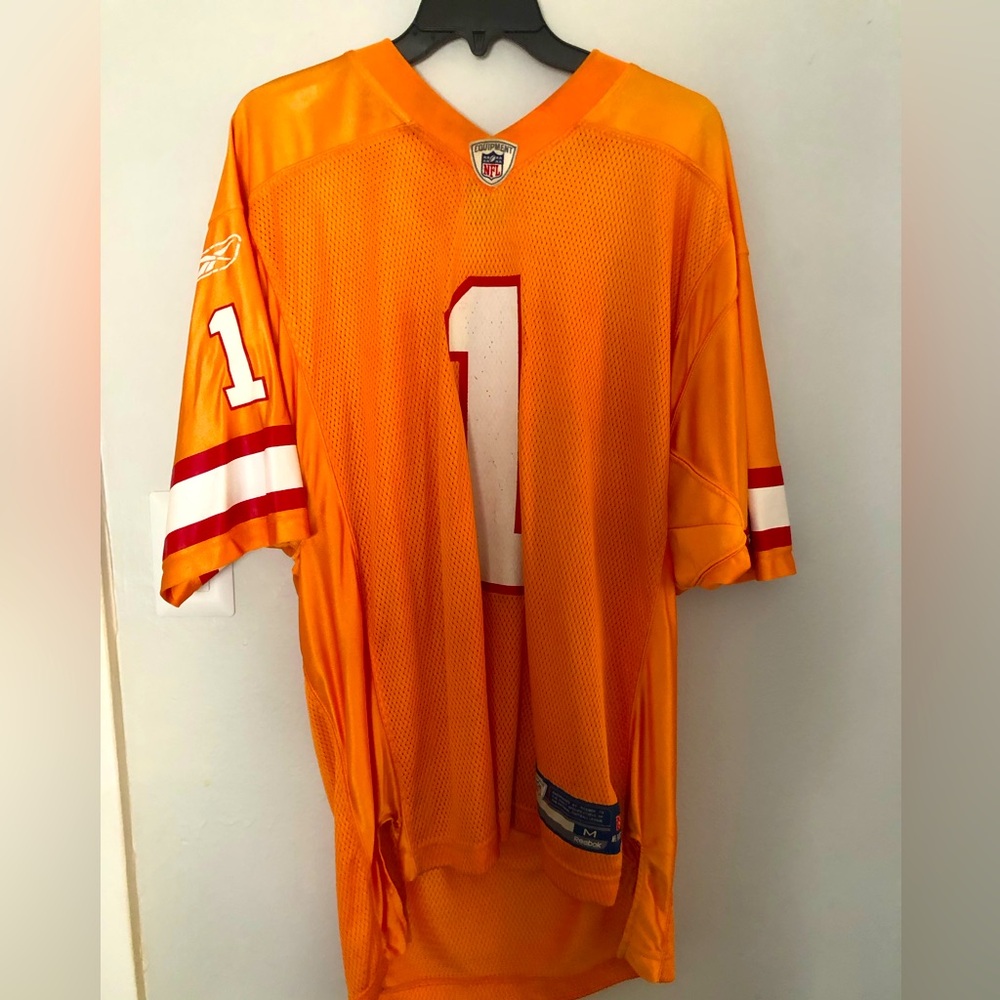 Tampa bay buccaneers jersey men’s
